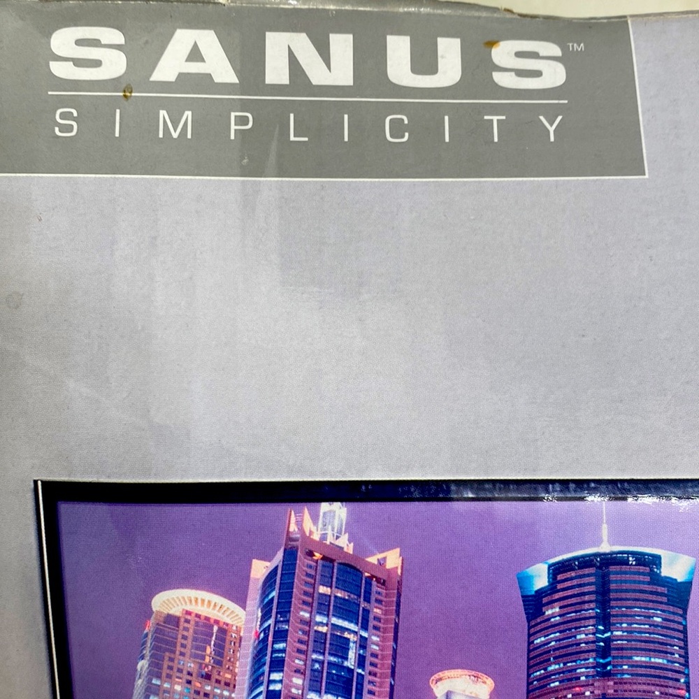Sami’s Simplicity TV Wall Mount